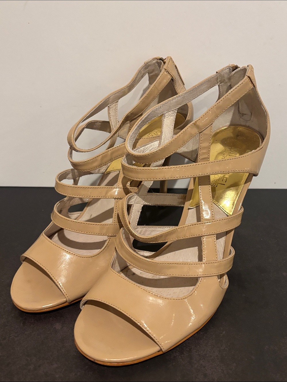 Michael Kors Jessie Nude Patent Leather Caged Strappy Heeled Sandals Sz 7.5